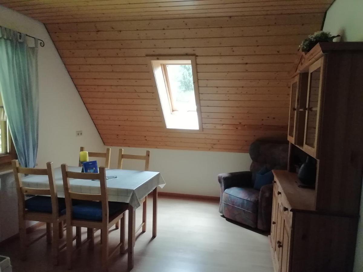 Ferienwohungen Im Kuchersbach Хорнберг Стая снимка